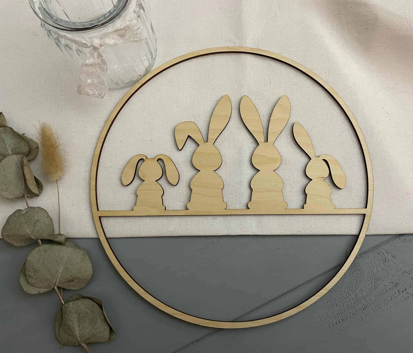 Ring mit Osterhasen / Osterhasenfamilie - Holz - 000092