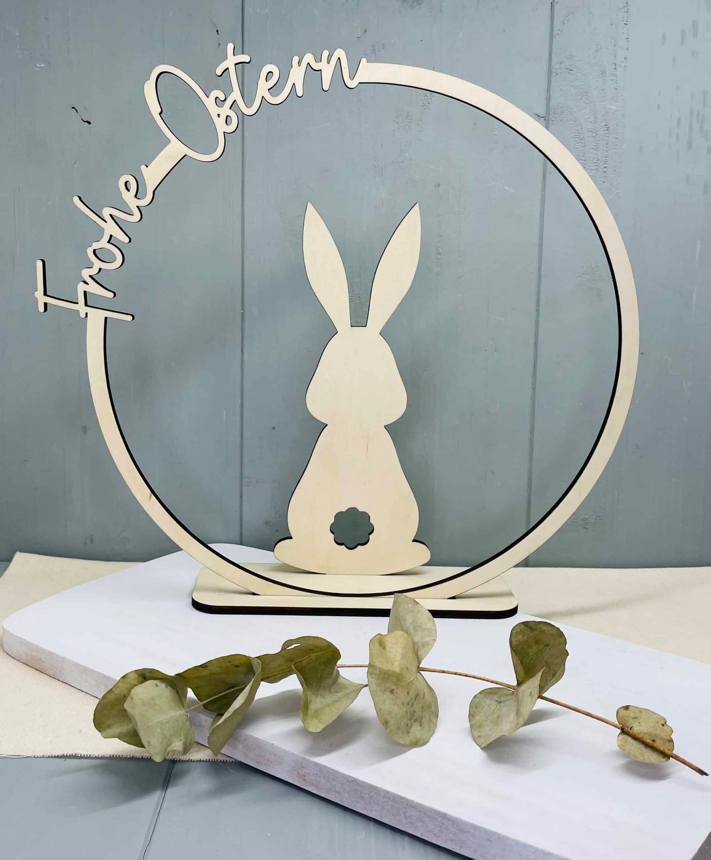Frohe Oster Ring mit Hase Aufsteller Holz - 000176
