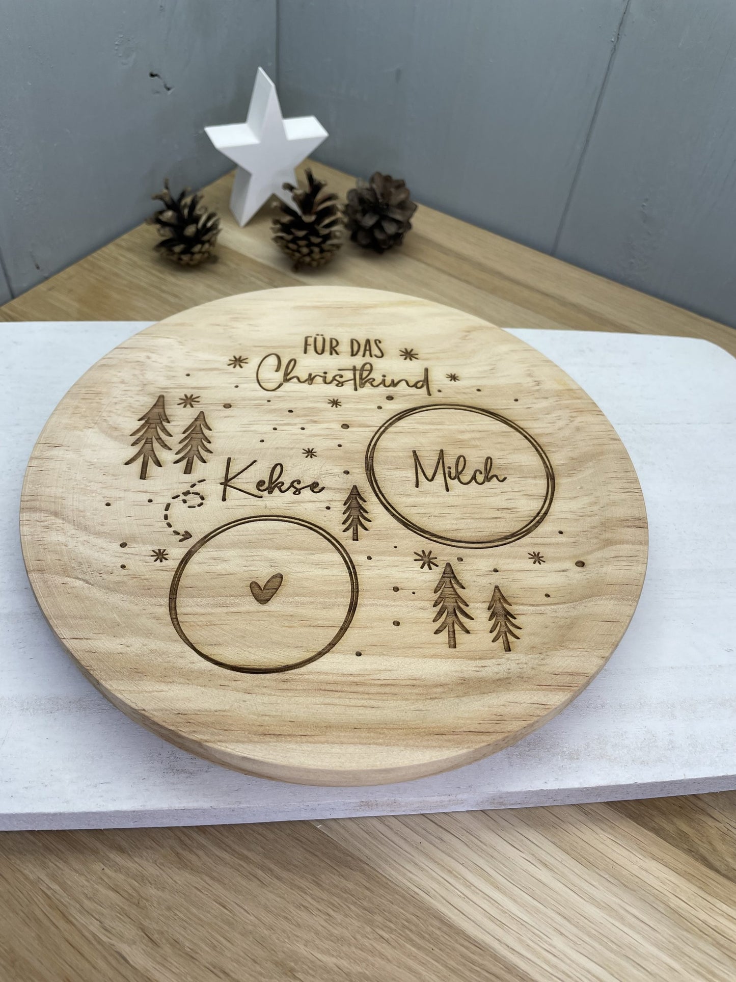 Holzteller für den Weihnachtsmann / Nikolaus / Christkind