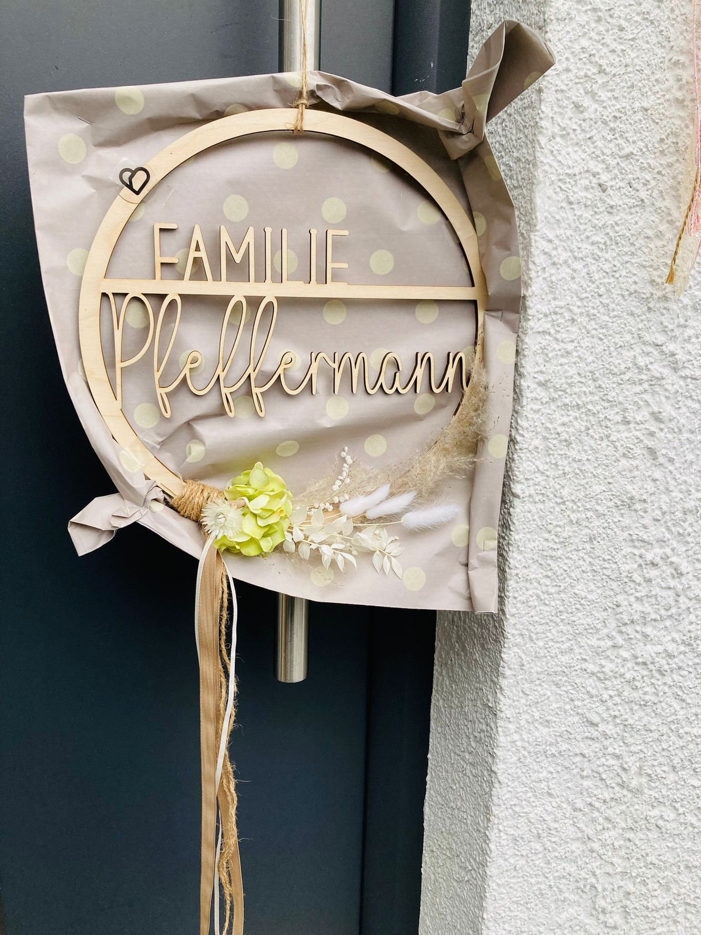 Familienschild Schild rund Family Zuhause Daheim Holz - 000066