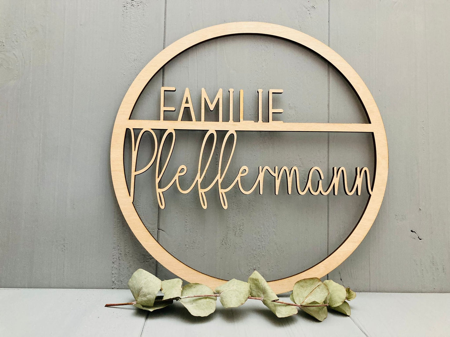 Familienschild Schild rund Family Zuhause Daheim Holz - 000066